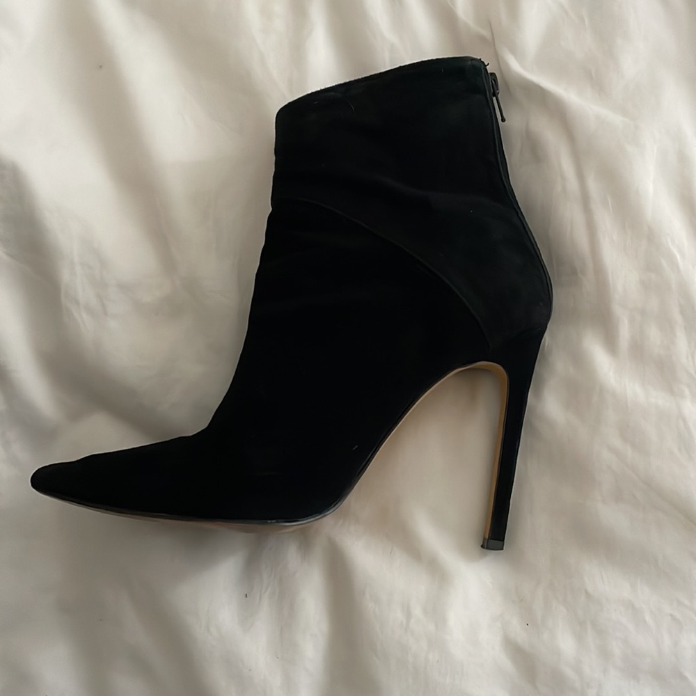 Siren Anika Black Suede Booties- Size 7 - Picture 6 of 7